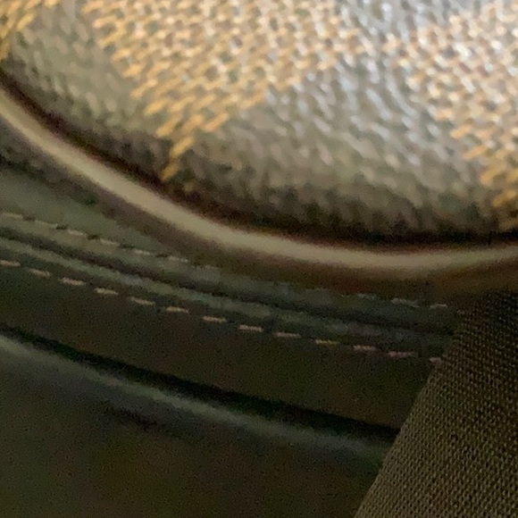 *** SOLD *** Authentic Louis Vuitton Damier Bosphore - Picture 9 of 13